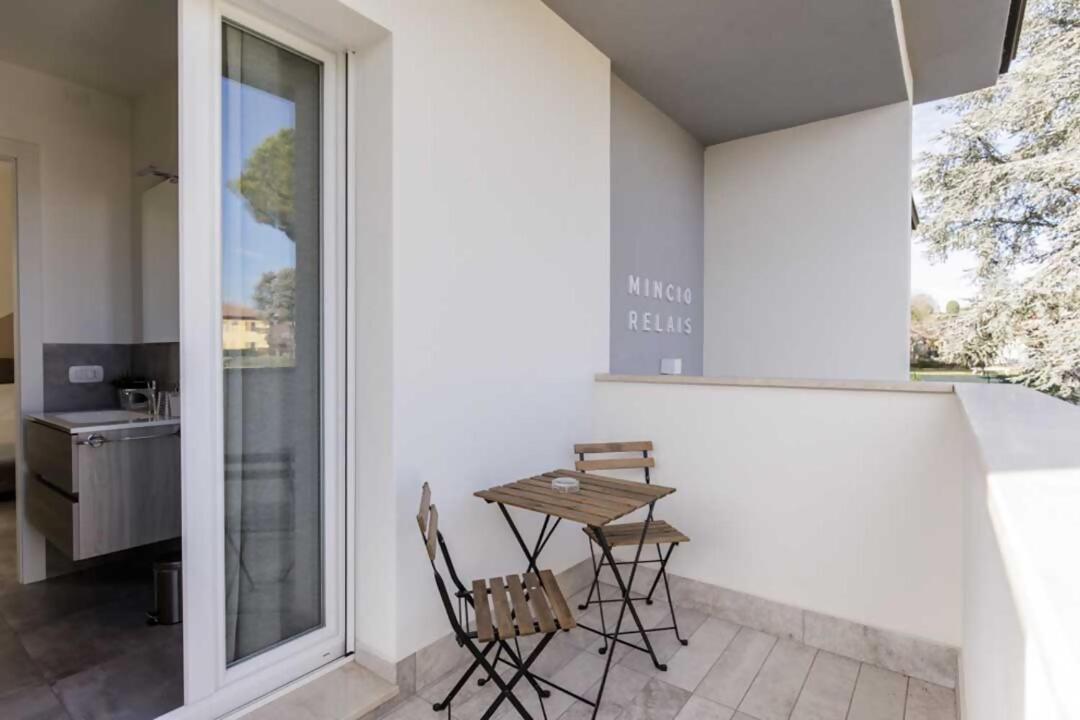 Camera Matrimoniale con Balcone